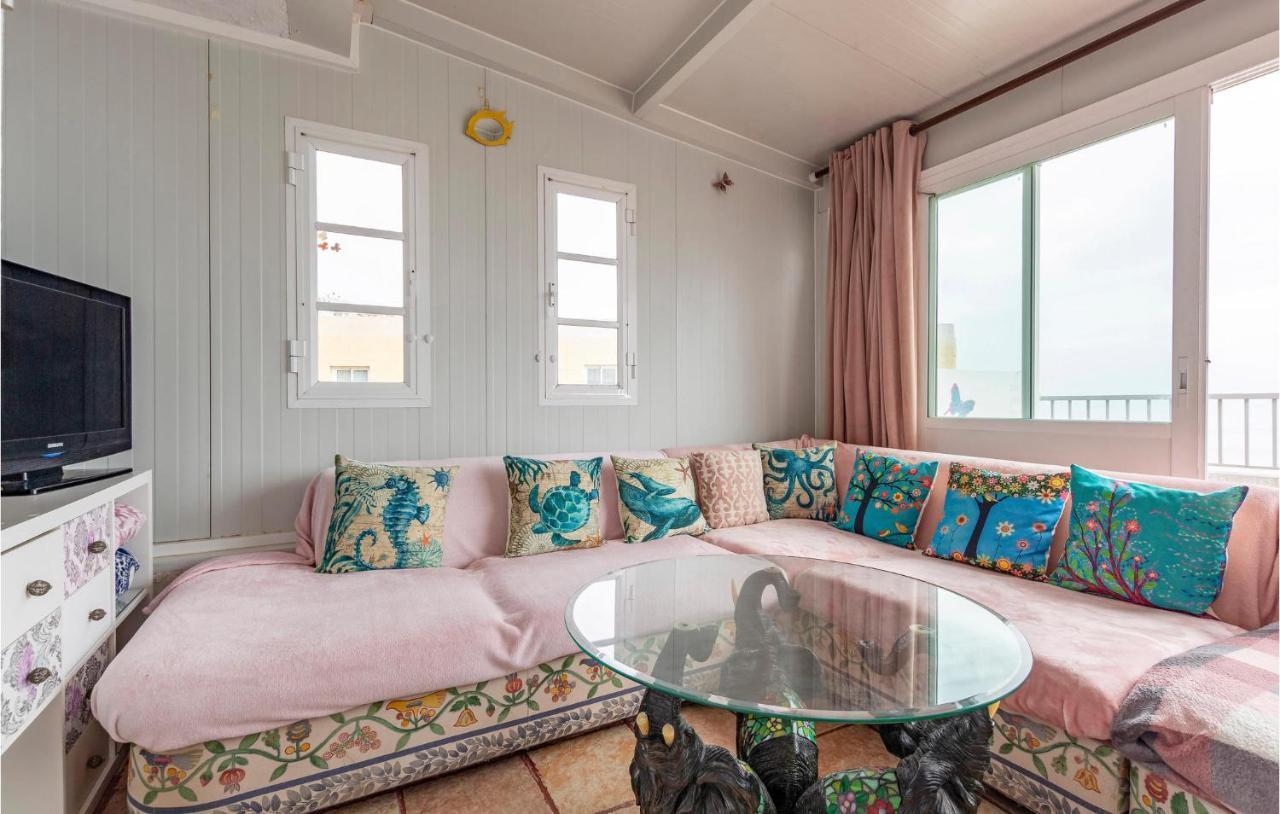Cozy Apartment In Benalmadena With House Sea View Bagian luar foto